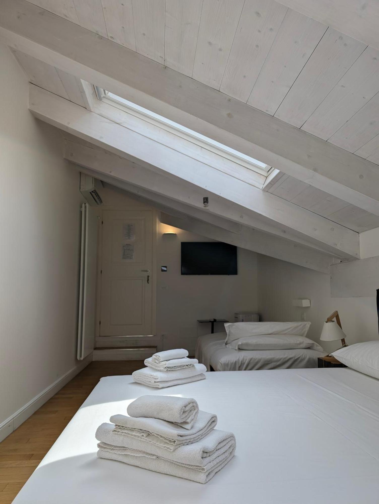 Acquaderni Rooms Bologna Bagian luar foto